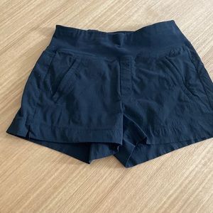 Athleta Trekkie North shorts